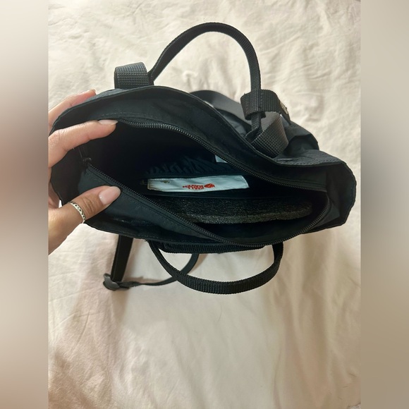NWT KÅNKEN TOTEPACK - Black Fjällräven’s - Picture 3 of 7
